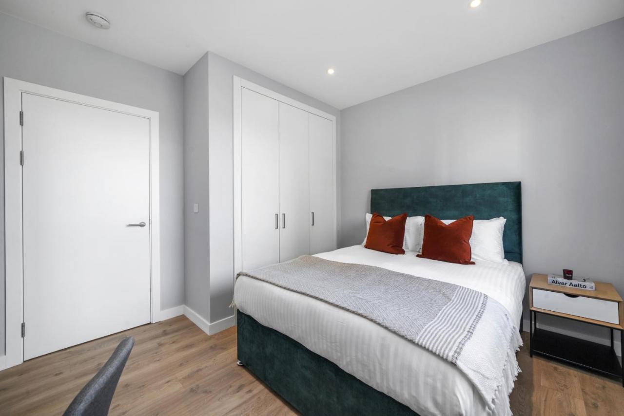 Appartamento Ellie N Conys 3 Bedroom With 2 Bathrooms, An Ensuite, Kitchen And Balcony In Stratford Westfield *